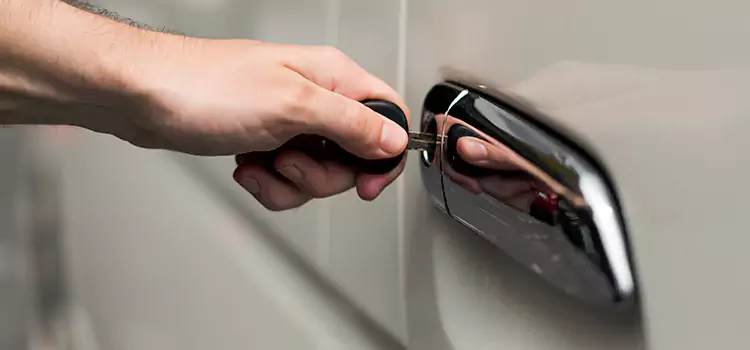 Why Choose Our Auto Locksmith Team in Starkville, MS?